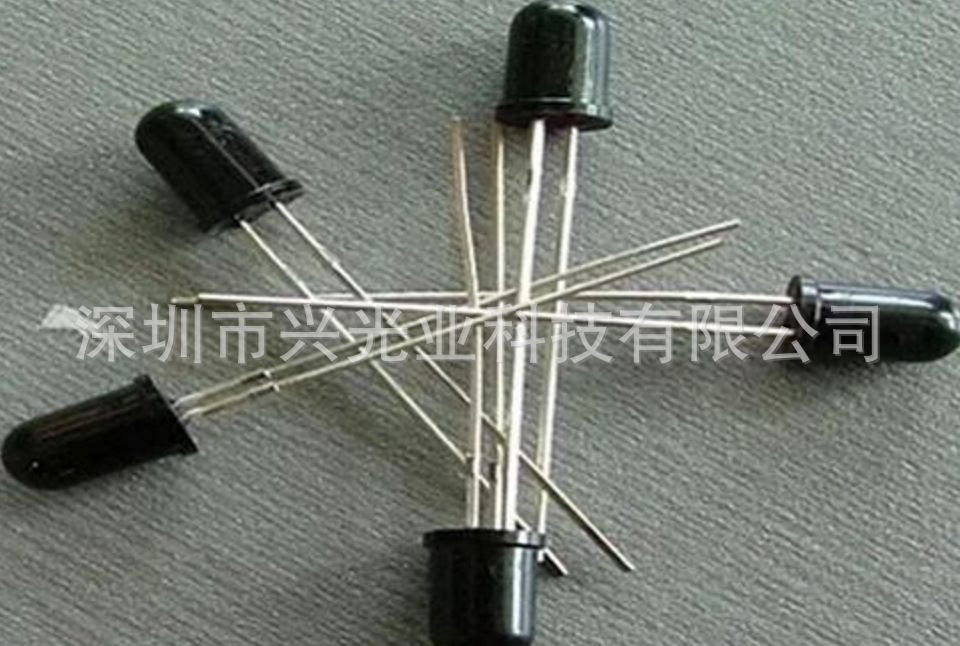 MID-56H19 UNI原装正品 5MM  F5 黑色红外接收