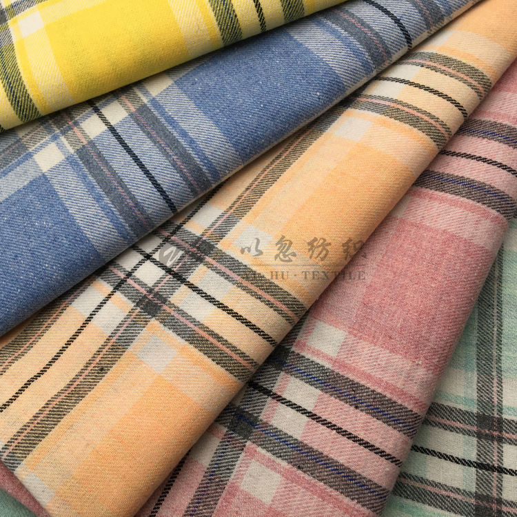 2019秋冬款 21s全棉色织 不规格格子 外贸专柜 男女通用 现货供应