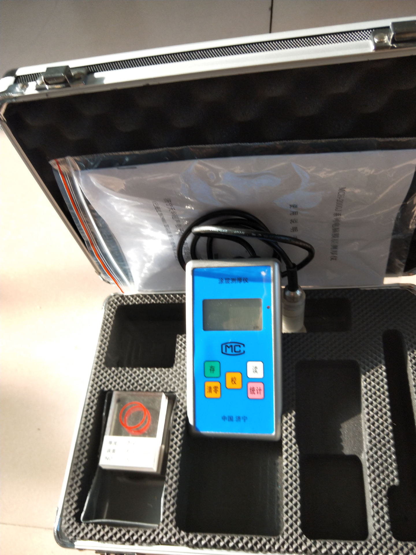  MCH-2001J分体磁感应、涡流两用涂层测厚仪漆膜仪漆面厚度检测仪