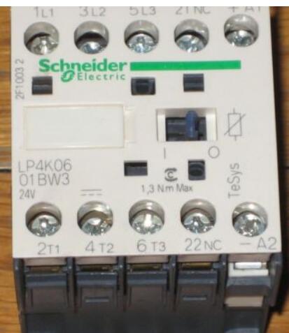 全新（原厂国外采购）供应接触器辅助触点LA1KN11M LC1N1201F5N