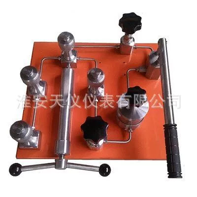 Многоинтерфейсная станция контроля давления Настраиваемый источник давления