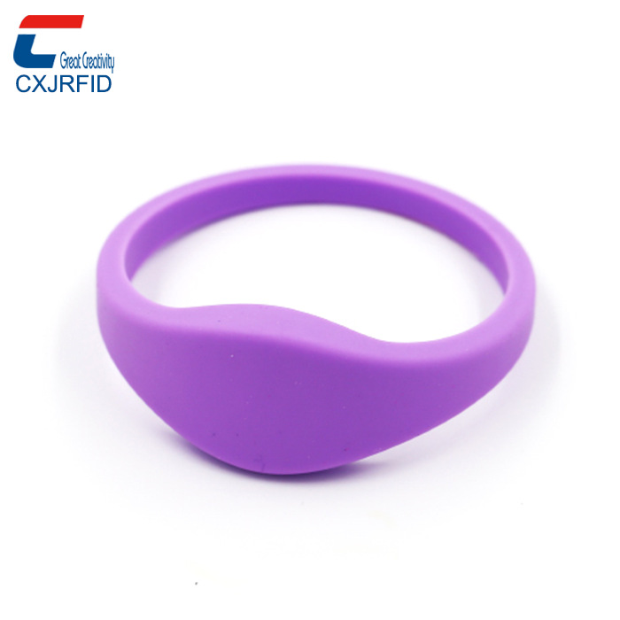 RFID硅胶材质电子腕带rfid硅胶手腕带 NTAG 213芯片腕带丝印logo