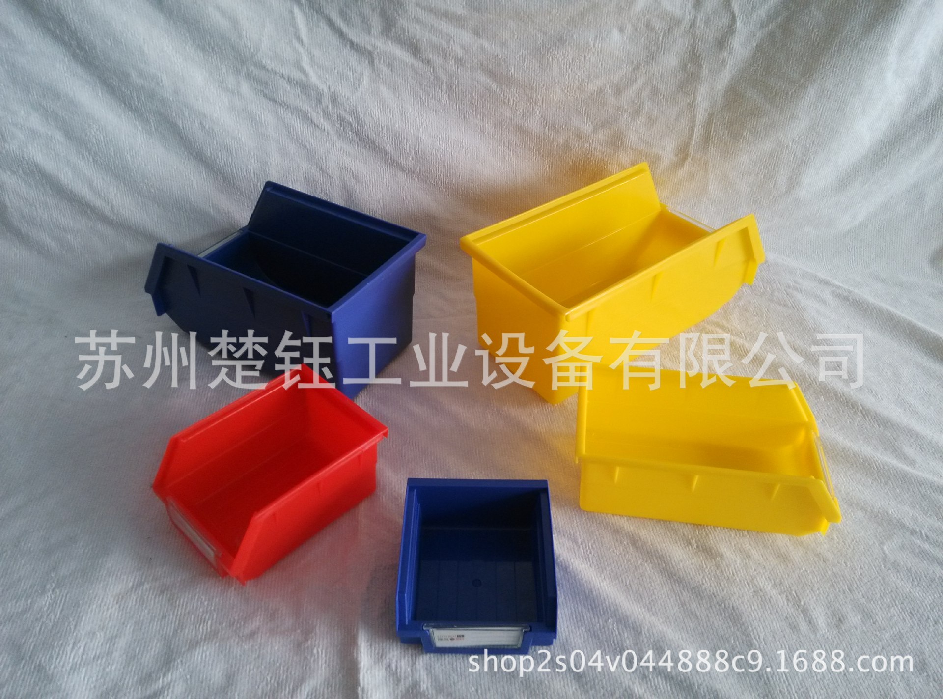 背挂式零件盒 (1)