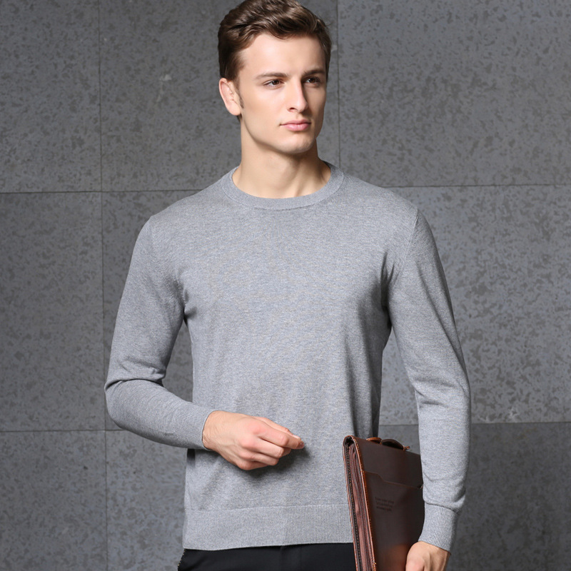 2018 New 100% combed cotton round neck men's sweater autumn solid color slim fit men's student bottoming shirt