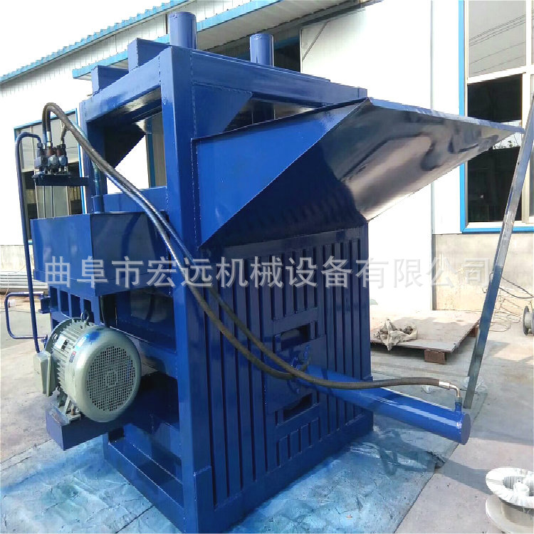 厂家定制废纸箱捆扎机 小型编织袋服装液压打包机 废纸压块机