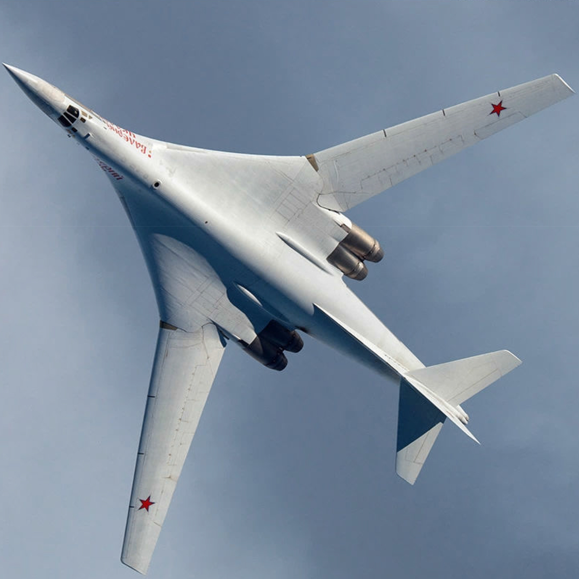 优雅的白天鹅，俄罗斯图160战略轰炸机高清大图