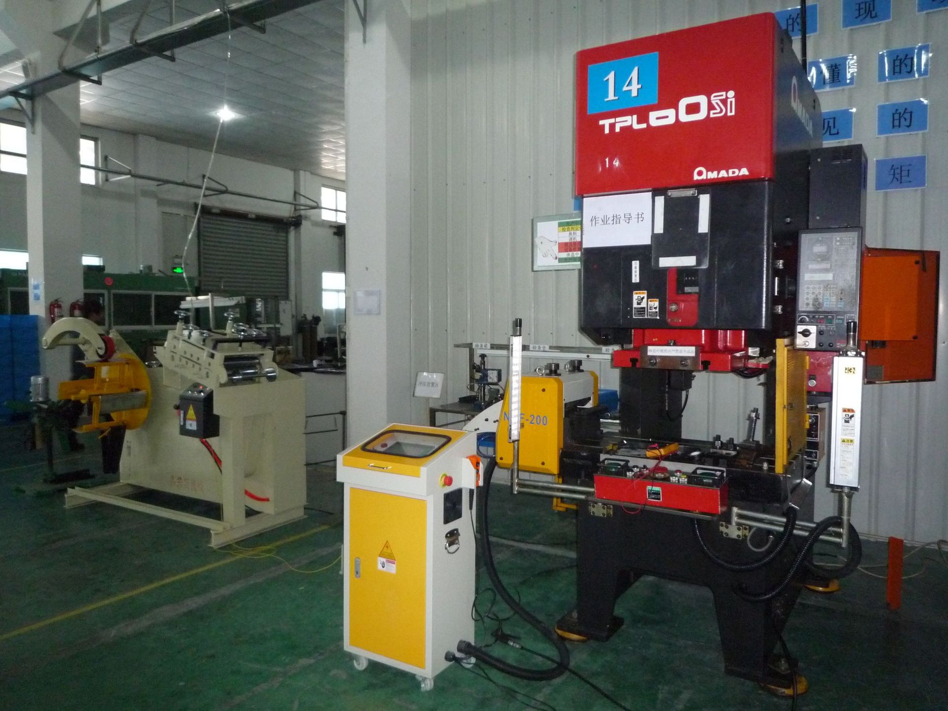 上海伺服送料机 冲床 伺服滚轮送料机 高速 nc自动送料机nc200