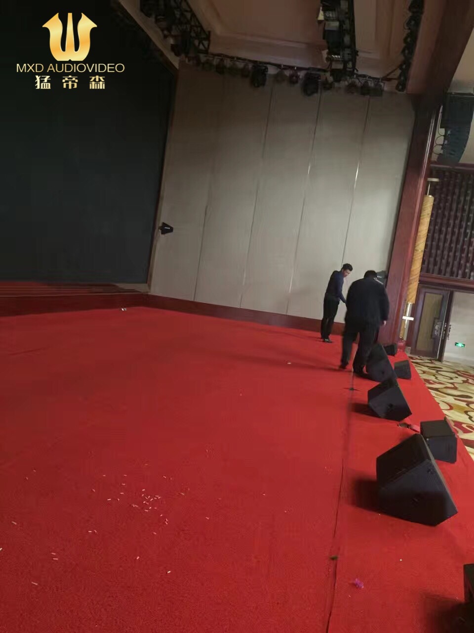 厂家12寸全钕磁高功率专业舞台音箱 多功能线阵吊挂会议室音响