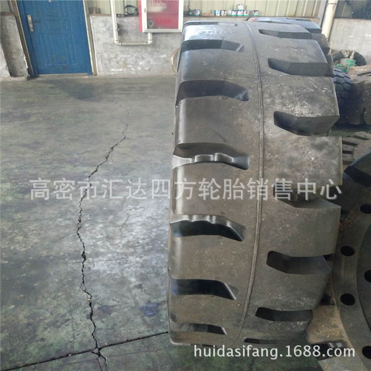 实心轮胎14.00-24矿用自卸车轮胎 铲车轮胎 工程轮胎 批发
