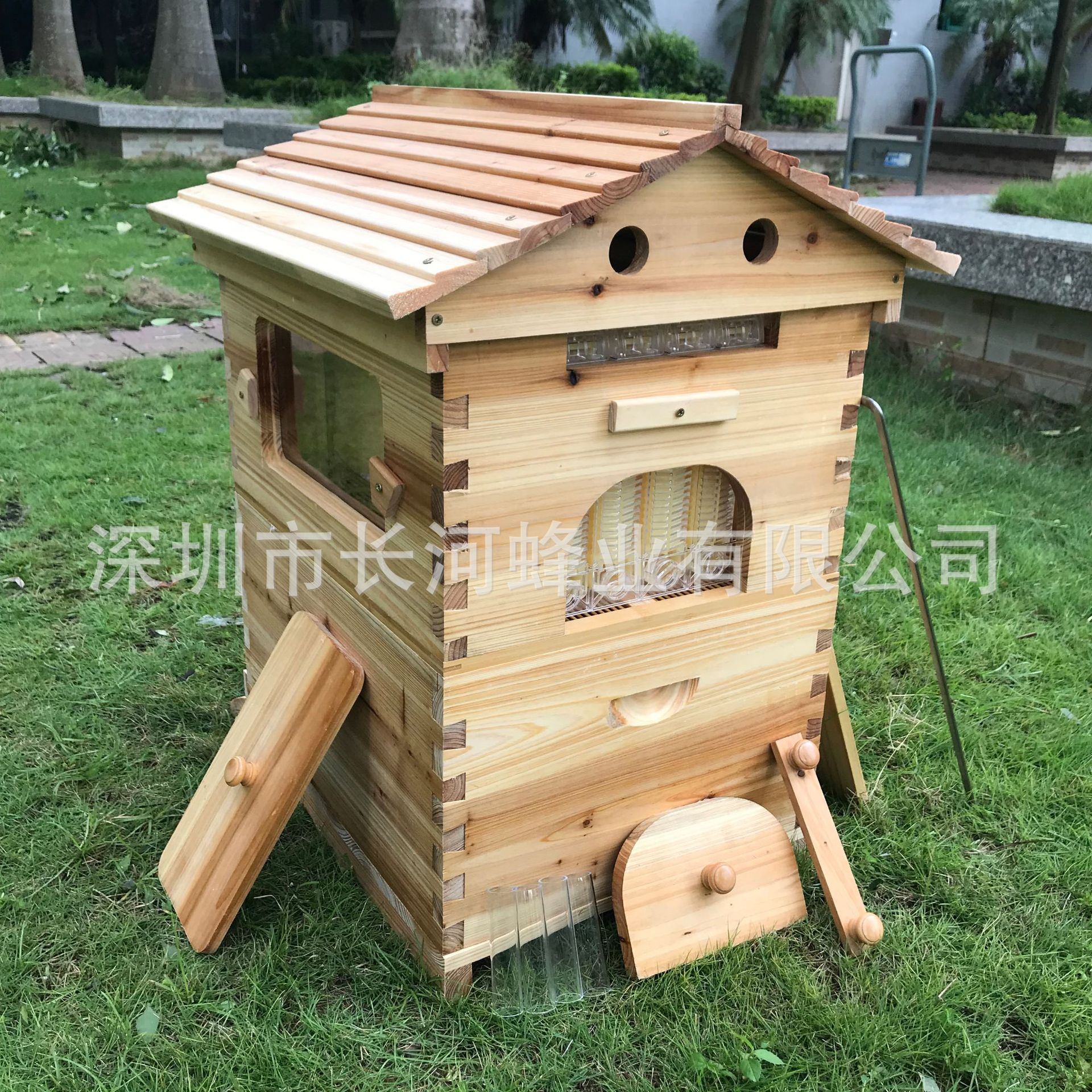 出口热销 4框自流蜜蜂箱 自流蜜蜂巢脾 自动取蜜装置塑料巢础批发