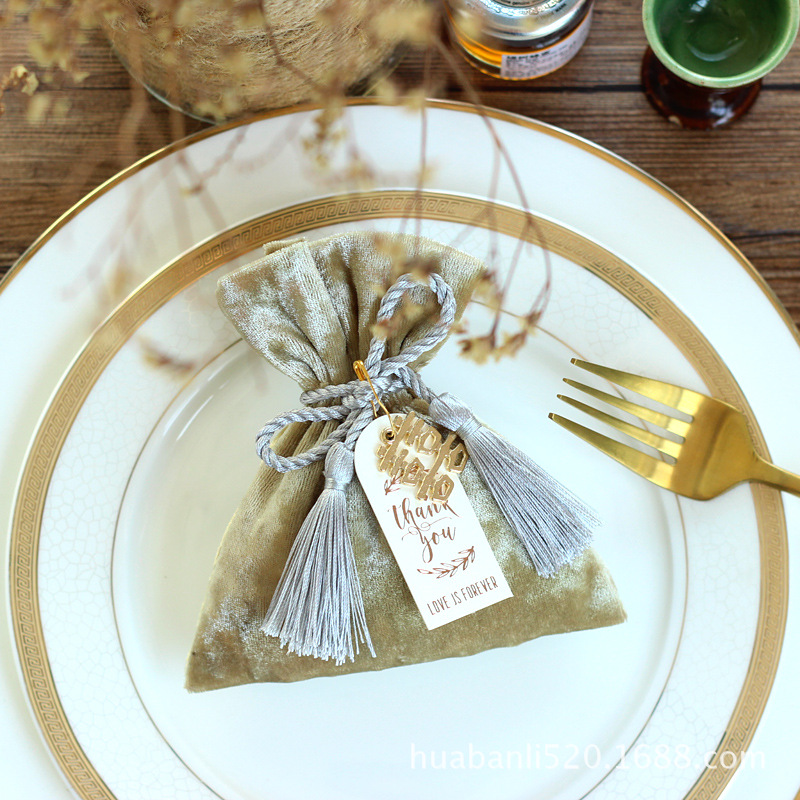 新款丝绒布袋结婚喜糖盒韩国布料欧式金色创意锦囊袋工厂直供