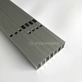 20*10*1铝合金方管铣孔 钻孔 攻牙 冲压加工 磨砂阳极氧化处理