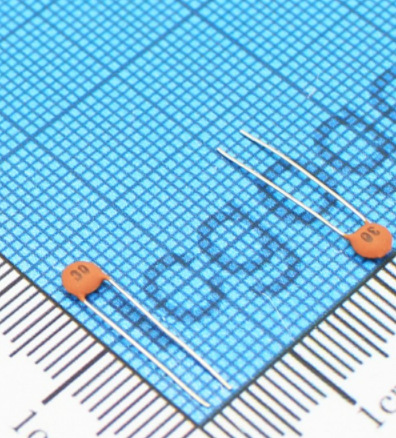 直插瓷片电容 插件 50V300M 30pf 全新原装 深圳现货供应电容