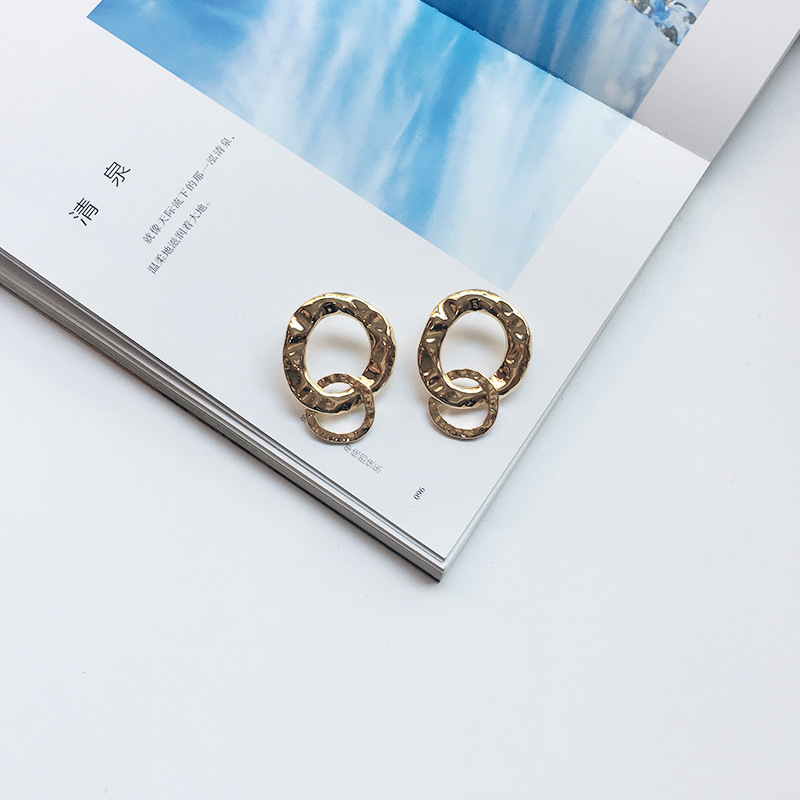 Simple Retro Circle Earrings display picture 4