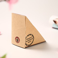 厂家批发三角形牛皮纸开窗盒 贴膜三明治包装盒芝士烘焙纸盒定做