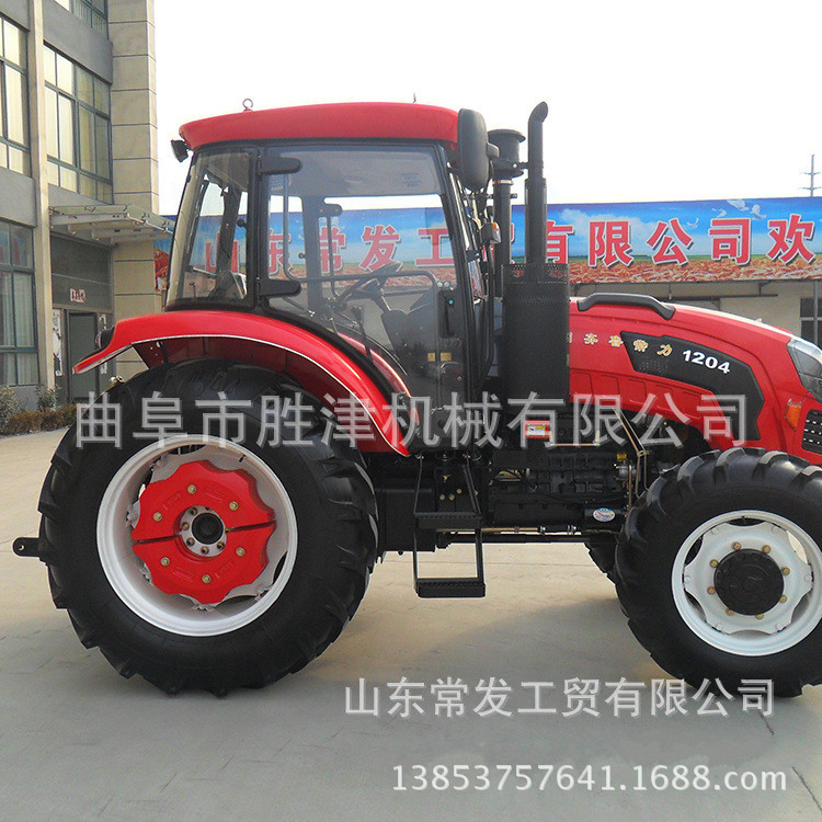 404多缸四驱拖拉机国3排放广州二手农用拖拉机