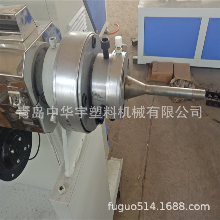 批发供应PVC大口径管材生产线PE/PP/PVC/ABS等塑料管材设备