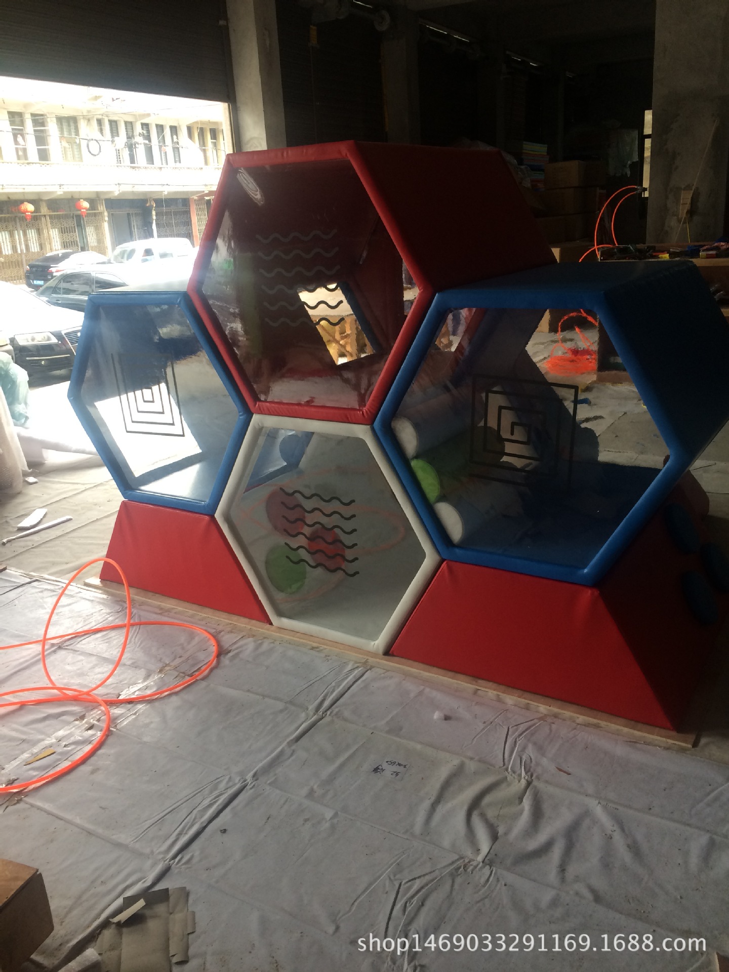 新颜色四孔蜂巢