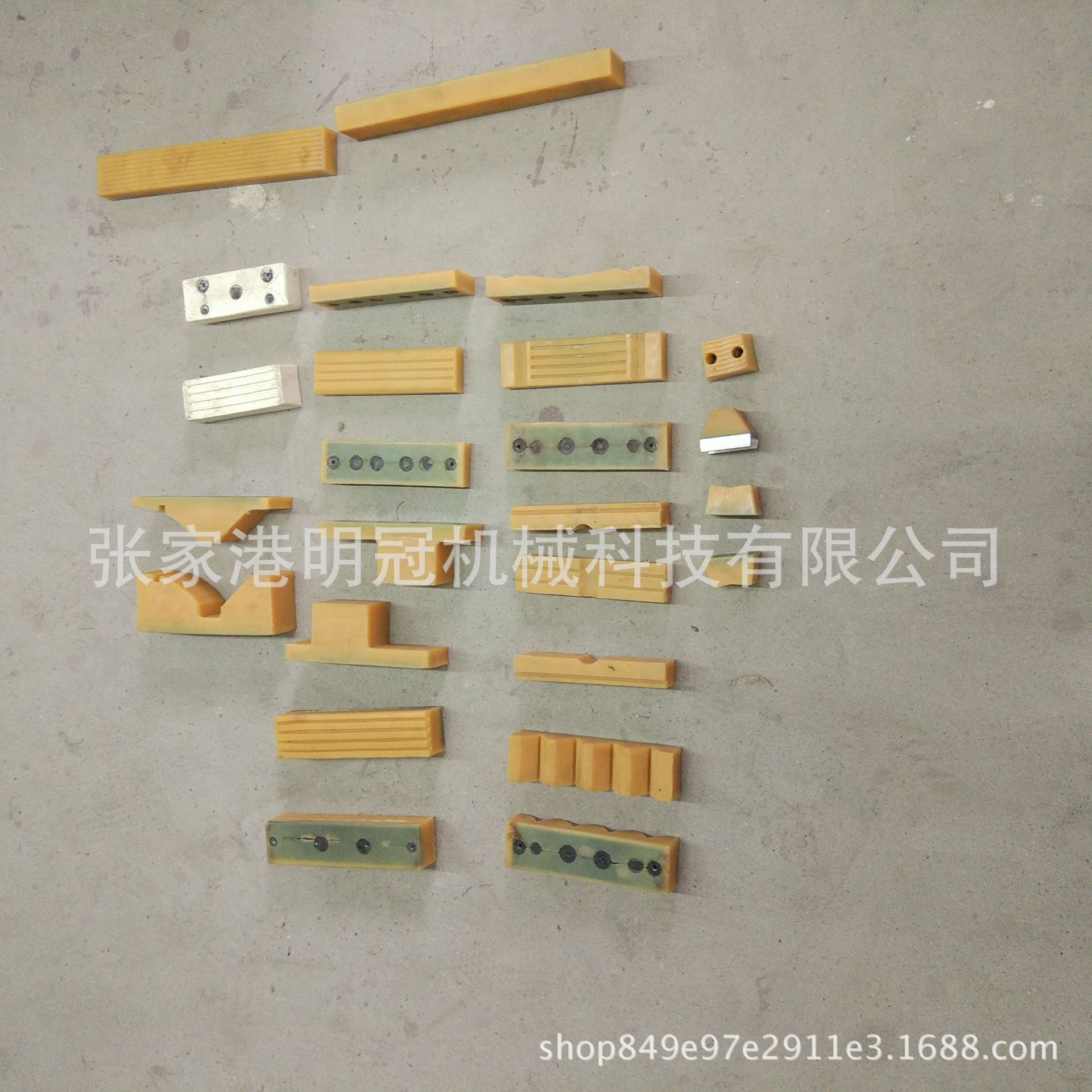 多型号牵引块 塑料管材履带牵引机橡胶块 牛津块