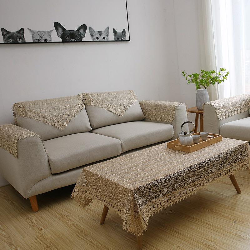 Capa de braço para sofá e toalha de mesa em renda bordada_voghion.com