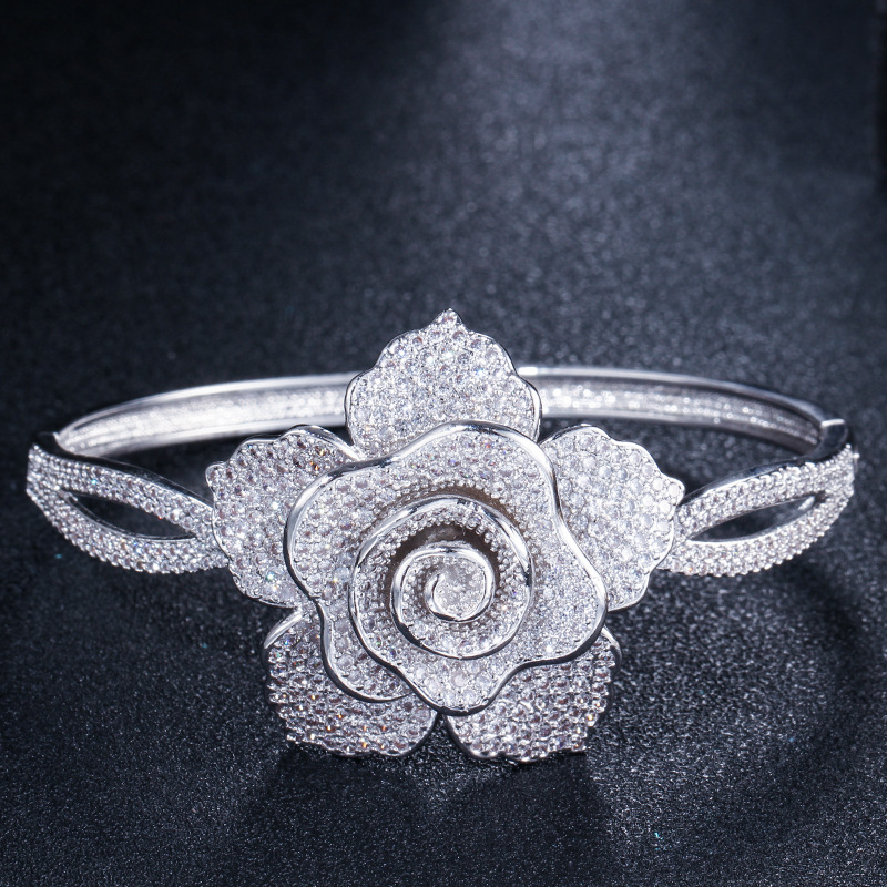 Fashion Flower Copper Plating Zircon Bangle