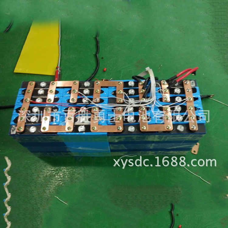 厂家供应12V60Ah治安交通监控磷酸铁锂电池组 锂电池