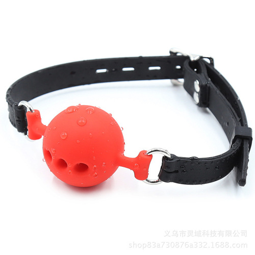 Mouthball fun mouth plug with hole soft rubber mouth ball large, medium and small size full silicone mouth plug Export source of sex mouth yoke
