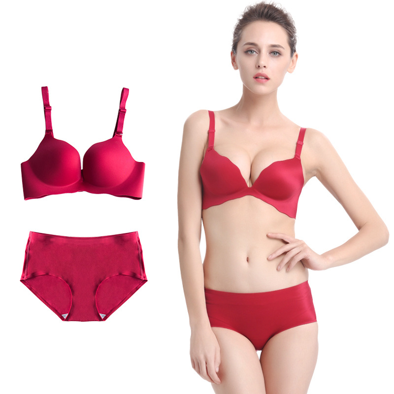 女士无痕内衣一片式无钢圈套装 聚拢无痕透气内衣 女士文胸内裤