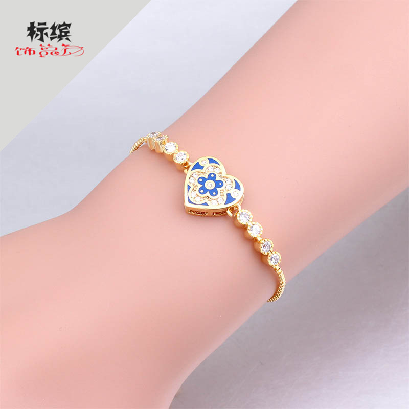 Fashionable bracelet with zircon