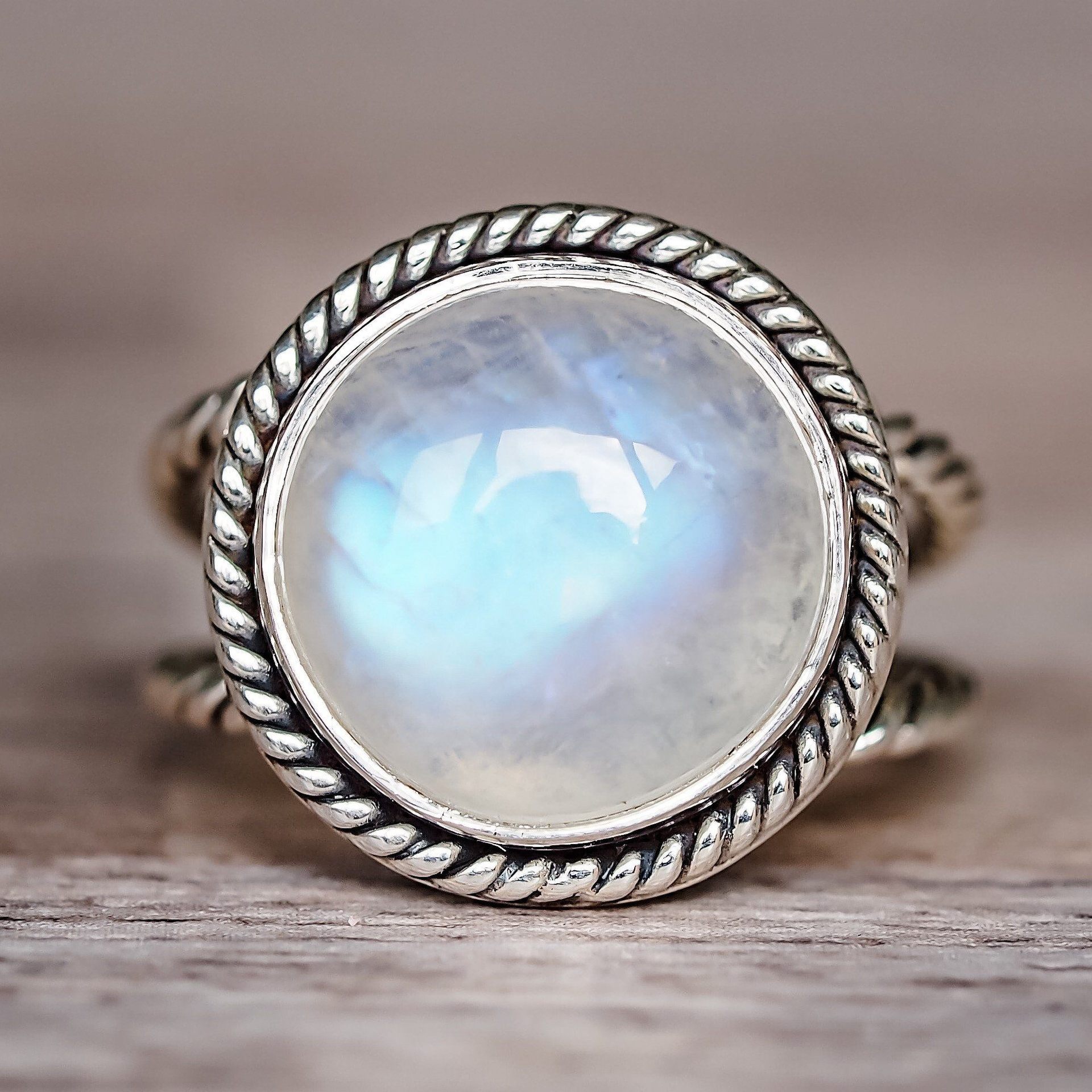 Zhenrong Europe and the United States exaggerated punk moonstone ring cross-border Amazon retro Thai silver round engagement ring