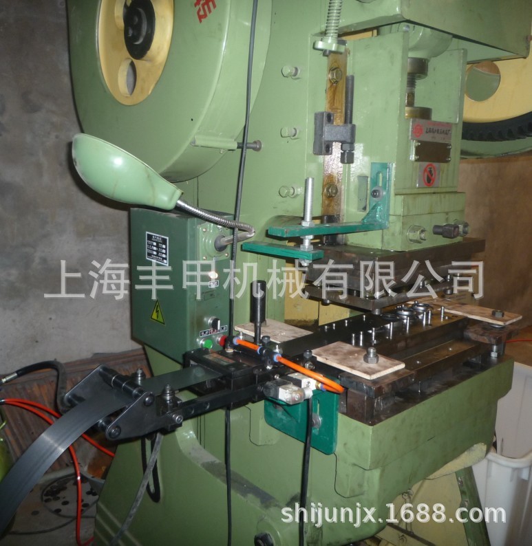 上海送料机，丰甲空气输送机，气动输送机,卷料自动冲压送料机