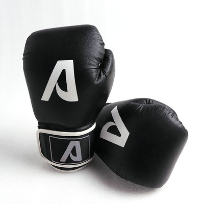 專業散打成人兒童拳擊手套 比賽格鬥訓練搏擊拳套批發