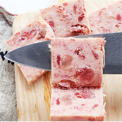 小白猪午餐肉 中粮天坛  火腿  肉罐头 即食午餐肉