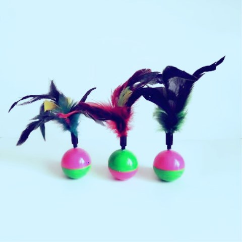 羽毛款不倒球 貓玩具 不倒翁羽毛貓玩具 批發彩色羽毛款不倒翁球