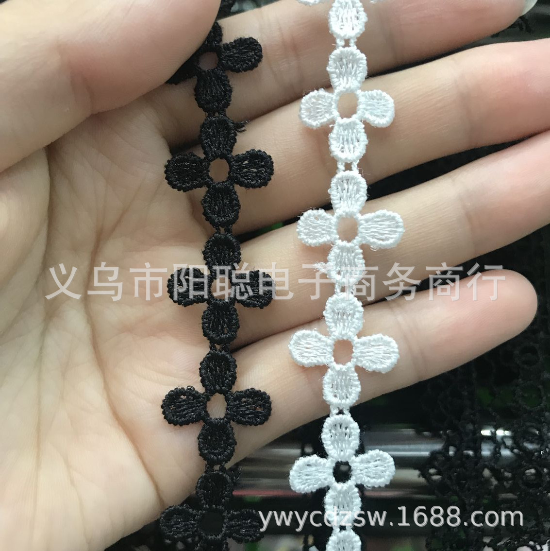 四叶草黑白_副本