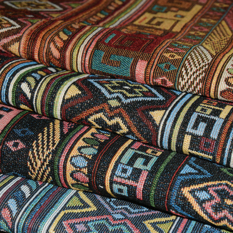 供应民族风色织大提花服装面料 几何色织梭织面料提花布 多色可选