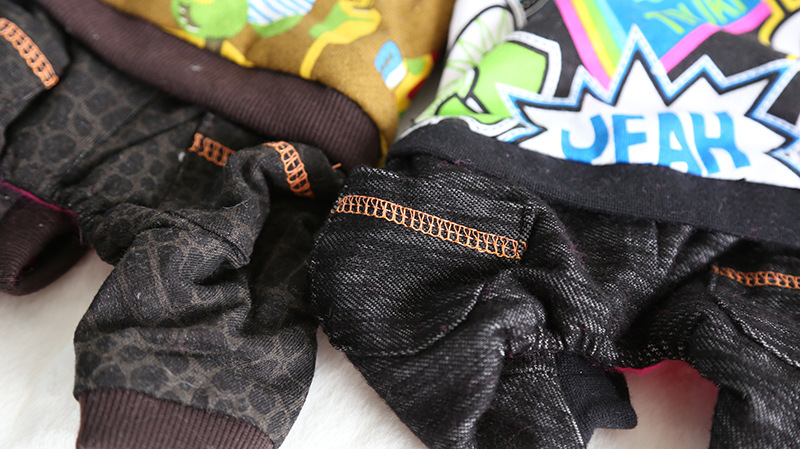 印花牛仔四脚衣