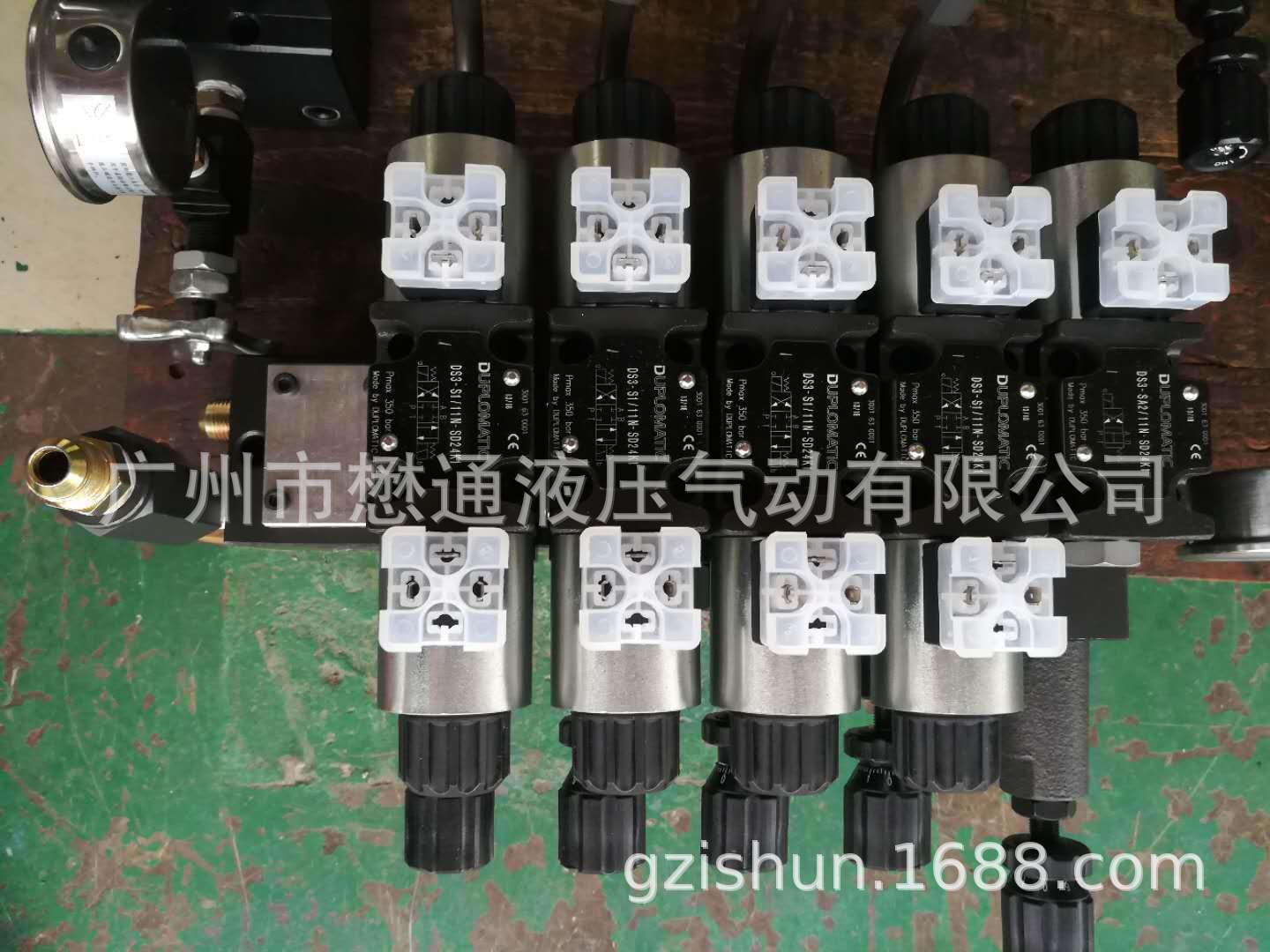 DUPLOMATIC电磁阀,高速冲床换向阀DL5B-S4/12N-D12-A439
