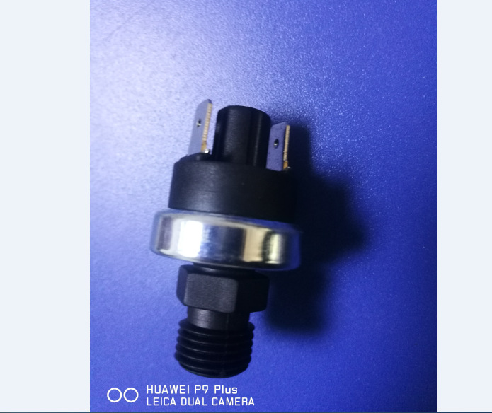 燃气壁挂炉用压力开关