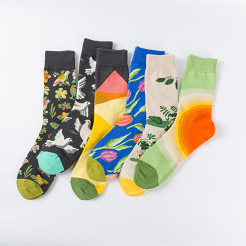 Cross-border fashionable colorful socks for men and women, casual flower and bird sketching series, wholesale socks without jams