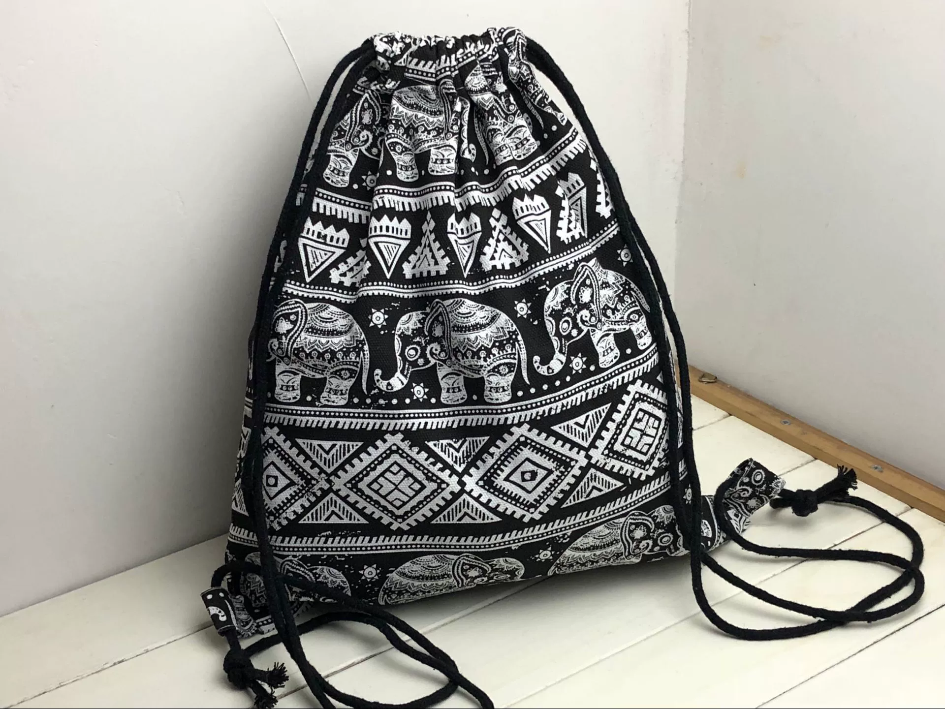 Drawstring Sports Backpack - Spacious Travel Bag for Basketball/Football, Worn on Shoulder