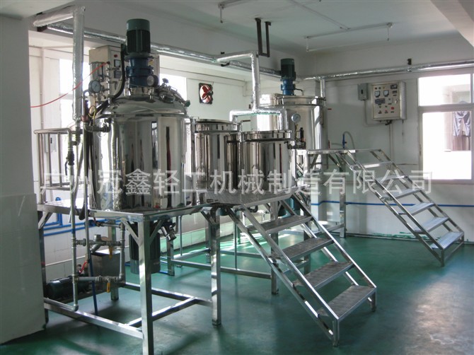 化妆品成套设备 真空均质乳化机 真空乳化锅 药膏真空乳化机