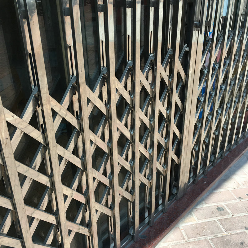 厂家制作304不锈钢拉闸门 仓库阳台通风拉闸门 防盗闸门-阿里巴巴