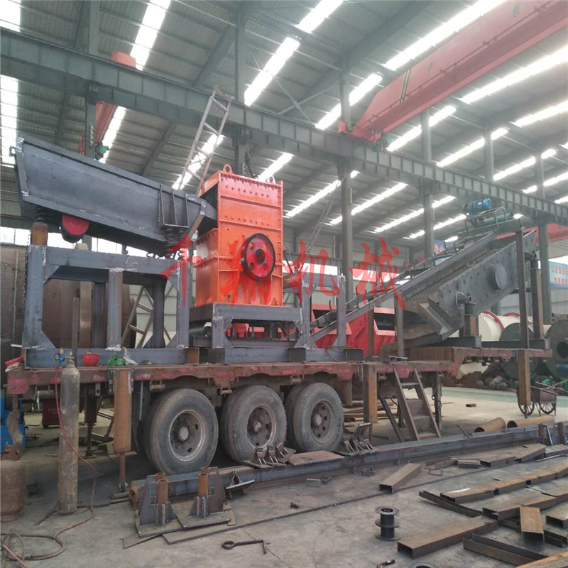 大型移动式建筑垃圾石头砖块破碎机站 混凝土制砂设备生产线