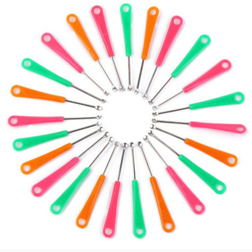 Imitation stainless steel ear pick with keyhole, practical alloy ear pick, ear cleaner, small gift, metal ear pick