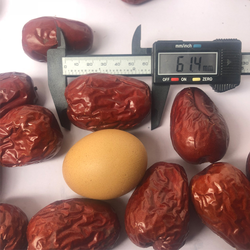 Xinjiang Wada specialty Junzao 6cm Bagged family clothes Dried fruits and dates 500g/ bag Take 3 pounds
