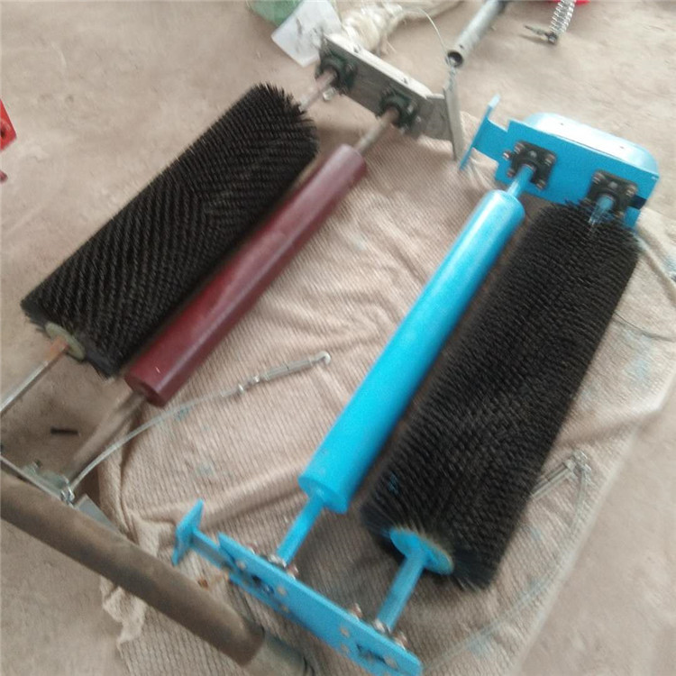 Discounted by Chuanzheng polyurethane Sweeper Belt conveyor Sweeper Two polyurethane Cleaning Price