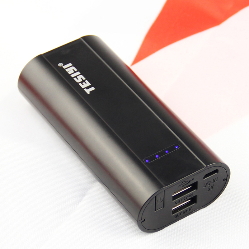 跨境专供充电器2节18650电池盒免焊接diy移动电源套料充电宝外壳