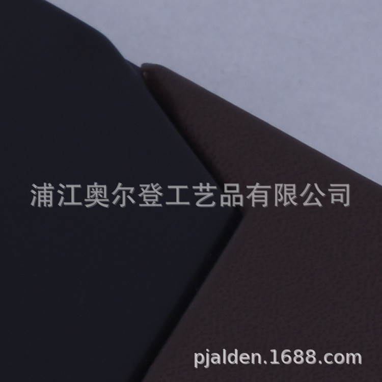 Bird's nest and Cordyceps gift box packaging, essential oil wooden box set, top layer calfskin genuine leather watch strap, high-end wooden box detail image 3