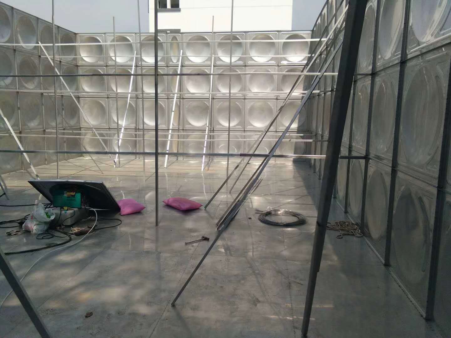 BD16AE8C3679BAA60250FDE4AF601F